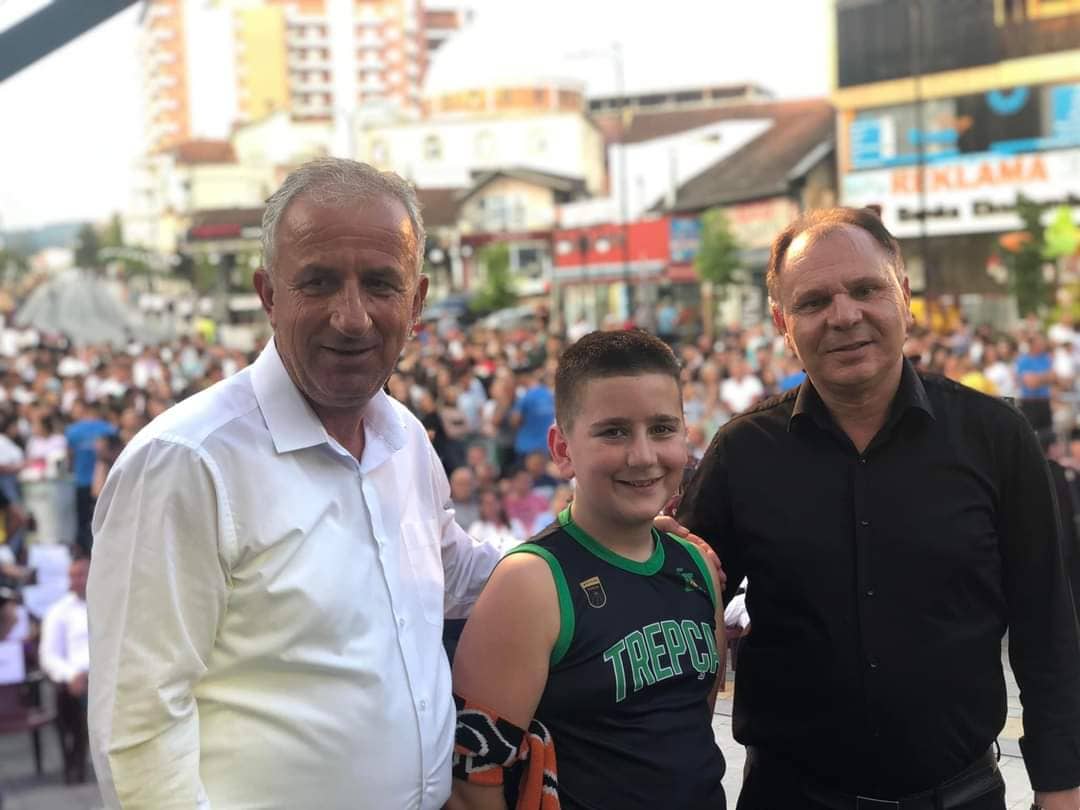 Suhareka u ndan mirënjohje tifozëve mitrovicas “Torcida” (FOTO/VIDEO)