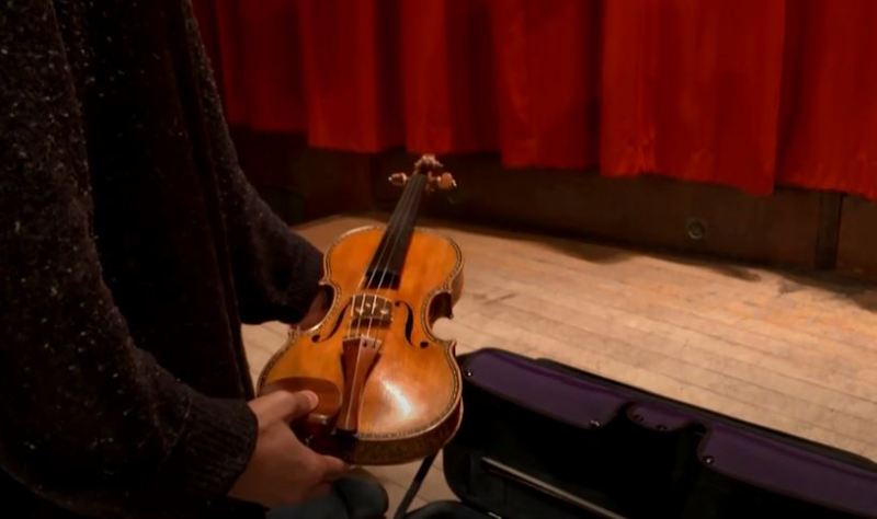 Çmimi i violinës së mjeshtrit italian mund të arrijë në 11 milionë dollarë në ankand