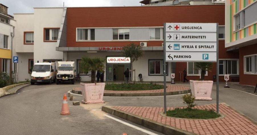 Zjarr në spitalin e Sarandës, digjen pajisjet e Radiologjisë