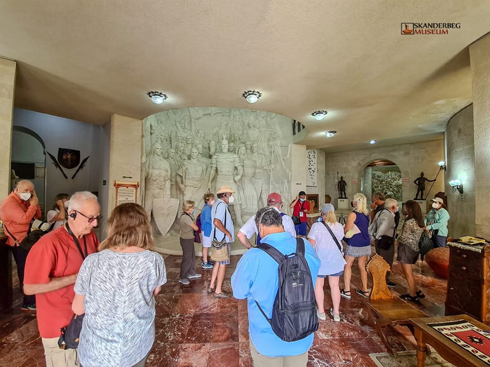 Drejtori i Muzeut të Krujës: 30 mijë turistë nga janari deri tani