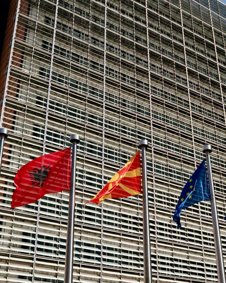 Edi Rama: Krenari për flamurin e Skënderbeut në oborrin e Europës 