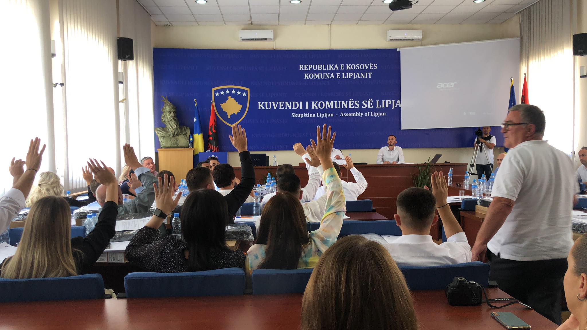 QKMF e Lipjanit merr emrin e mjekut të ndjerë, ankohet Vetëvendosje