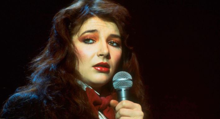 Iu bë kënga hit pas 37 vjetësh, Kate Bush thyen tri rekorde të Ginisit (VIDEO)