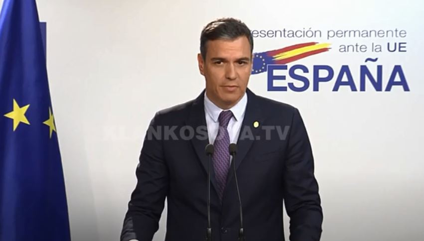 Kryeministri i Spanjës "shmang" vizitën në Kosovë (VIDEO)