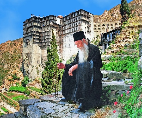 Jetoi 82 vjet, nuk pa kurrë grua me sy