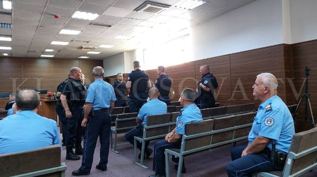 Dardan Krivaqa qan derisa i lexohet aktakuza