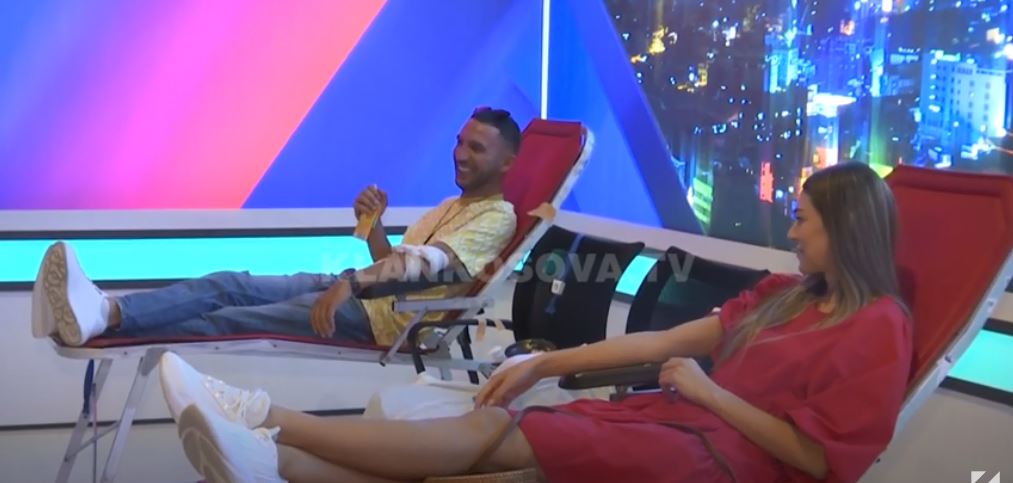 Stafet e Klan Kosovës dhe Art Motion dhurojnë gjak për nevojtarët (VIDEO)