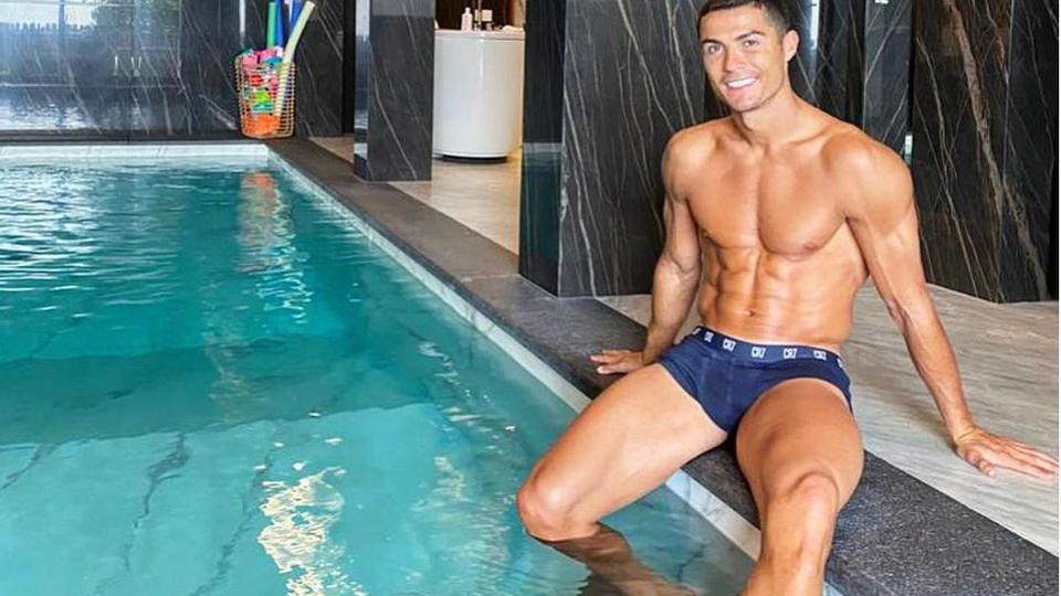 Ronaldo shton botoks në penis