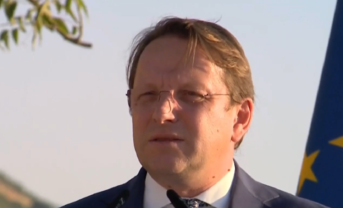 Varhelyi: Shqipëria është gati për të filluar negociatat me BE-në