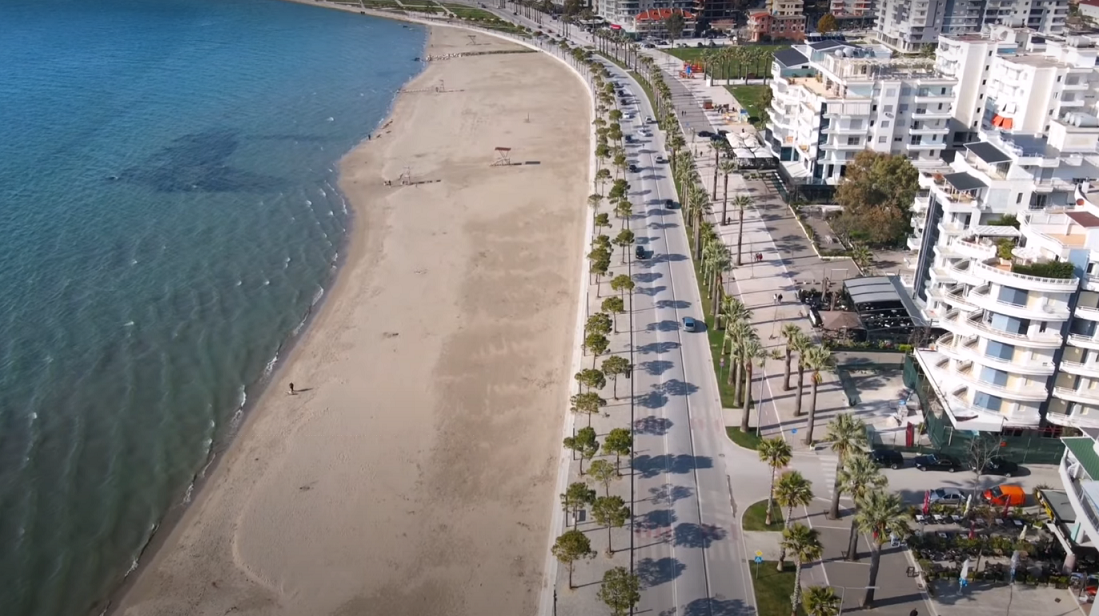 Vlora e zbrazur në mes të sezonit turistik, shkak çmimet e larta (VIDEO)