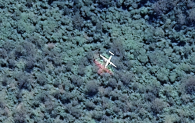 ‘Aeroplani i rrëzuar’ shfaqet në Google Maps - ekspertët thonë se s’është ashtu siç duket