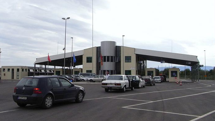 Shqipëri: 225 mijë euro të sekuestruara brenda një jave në kufi, nën hetim dy persona
