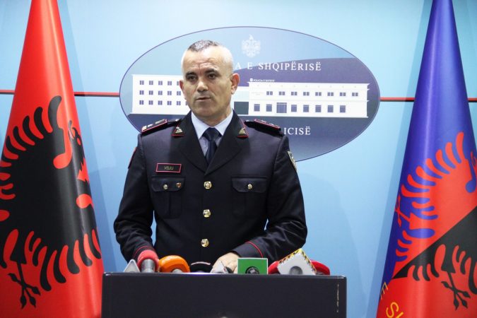 Në të njëjtën ditë me Gledis Nanon, shkarkohet edhe Ardi Veliu