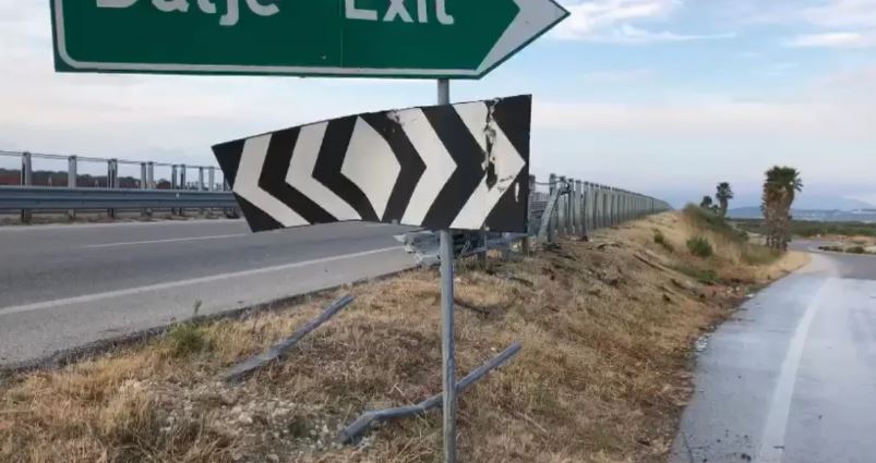 Aksident i rëndë në Fier-Vlorë, vetura del nga rruga, vdes fëmija gjashtëvjeçar