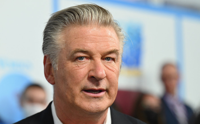 Alec Baldwin: Të gjithë në grupin Rust e dinë se kë duhet të fajësojnë për vdekjen e Halyna Hutchins
