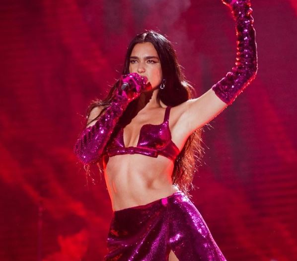 Dua Lipa flet hapur për frikën e saj në këtë rrugëtim të ri