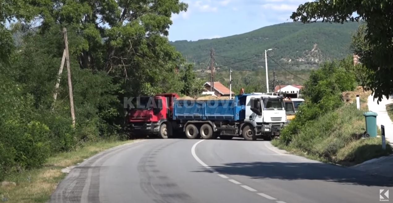 “Qytetarët në veri nuk rezistojnë, Serbia e Rusia po” (VIDEO)