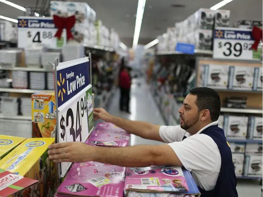 12 mijë dollarë më shumë në vit, lë punën si mësues për market