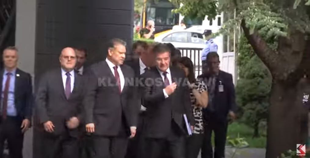 ShBA e BE nuk presin tensione më 1 shtator (VIDEO)