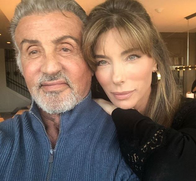 Gruaja e Sylvester Stallone, Jennifer, kërkon divorc pas 25 vjetësh