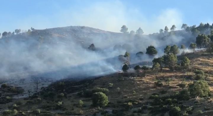 Nëntë vatra zjarri aktive në Shqipëri