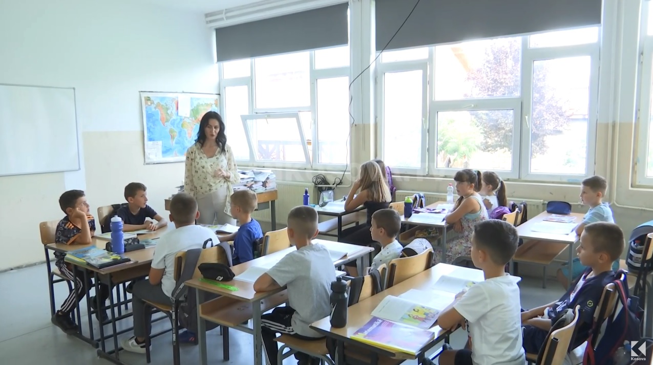 Dy motra, kundër SBASHK-ut, mbajnë mësim (VIDEO)