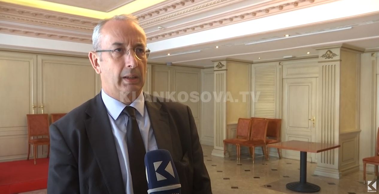 OSBE-ja thotë se vetura e saj zyrtare që u kap në Serbi me mariuhanë, s’ishte kosovare (VIDEO)