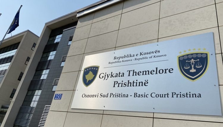 1 muaj paraburgim për 10 të dyshuarit për kontrabandim me migrantë