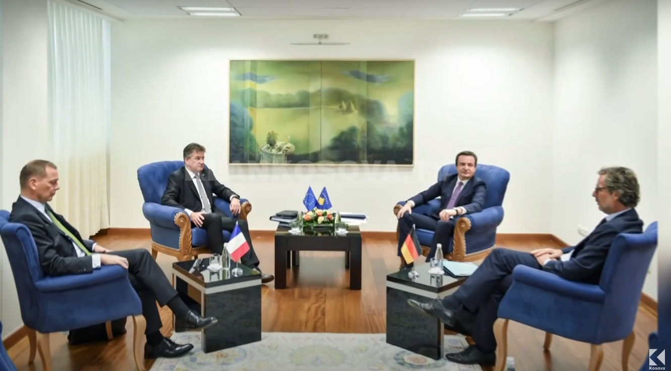 Emisarët evropianë diskutuan dy orë me Kurtin për “ndezje” të dialogut (VIDEO)