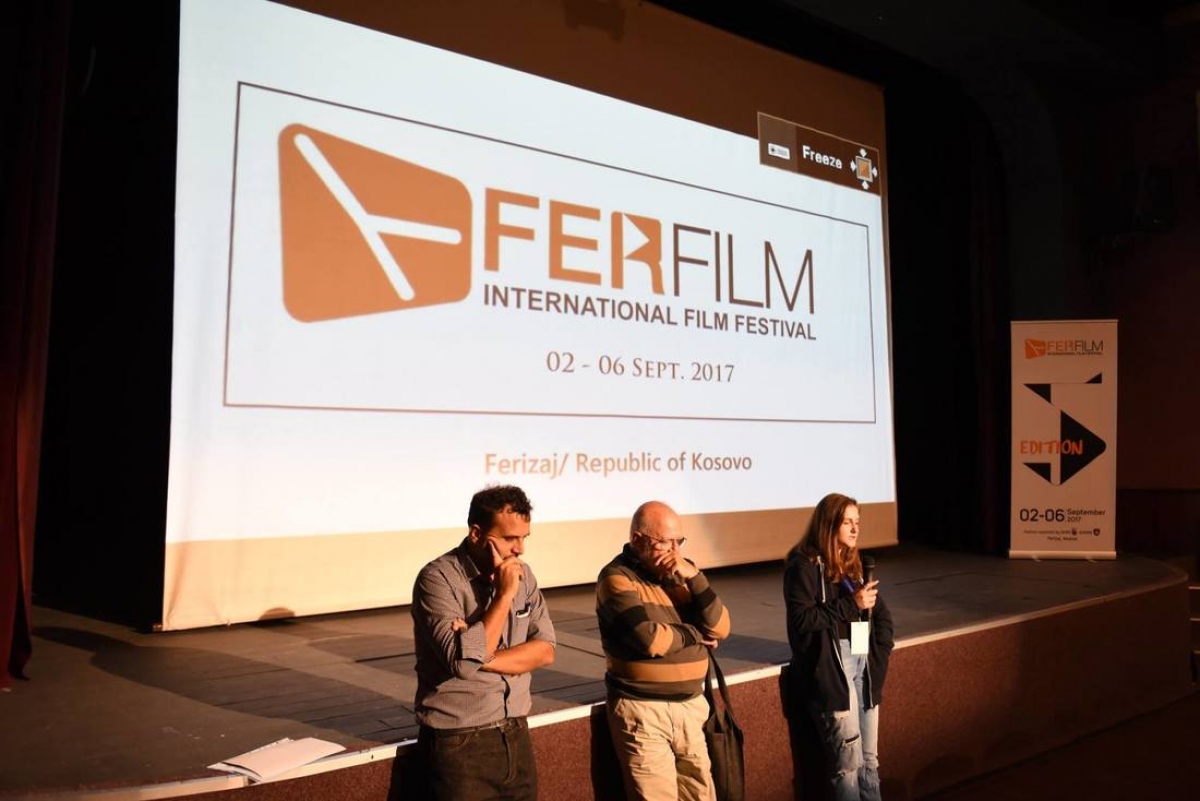Sot bëhet hapja solemne e Festivalit Ndërkombëtar të Filmit “FERFILM”