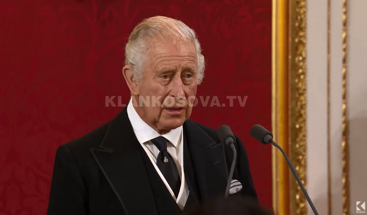 Charles III zyrtarisht mbret (VIDEO)