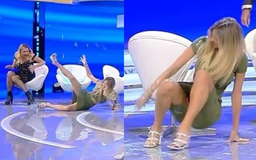 Gazetarja sportive rrëzohet në emision, momenti bëhet viral (VIDEO)