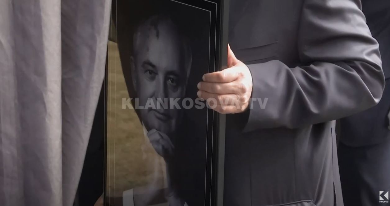 Varroset lideri i fundit sovjetik, Gorbachev (VIDEO)