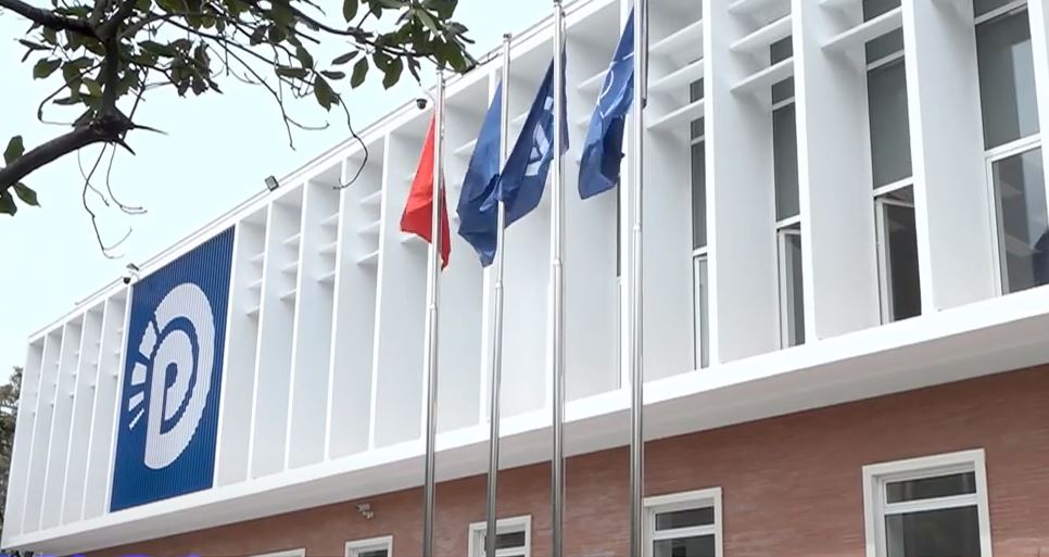 Deputeti i PD-së: Qeveria e Kosovës të koordinohet me BE-në, SHBA-të dhe NATO-n