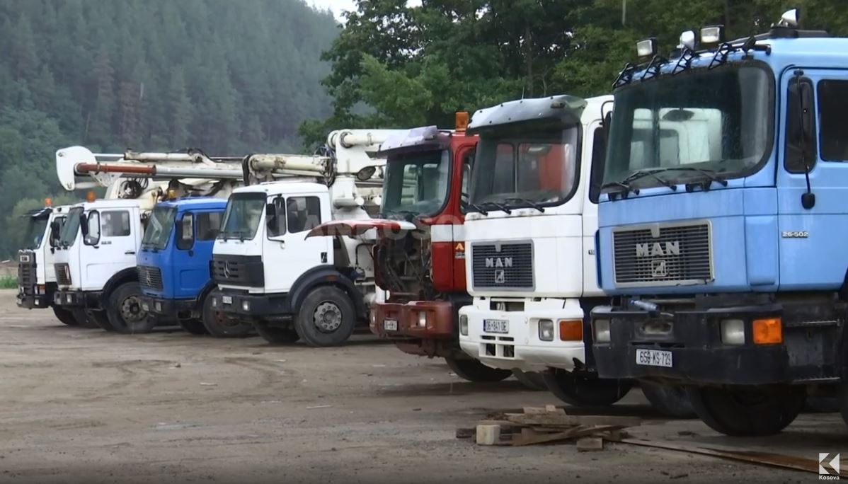 Borxhliu i 17 mijë eurove sulmon shitësin kamenicas (VIDEO)