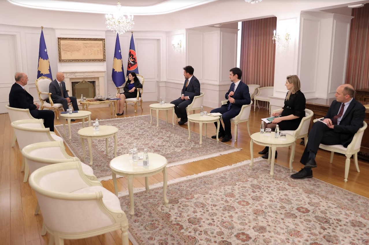 Osmani në takim krerët e prokurorisë - diskutojnë për dhunimet seksuale