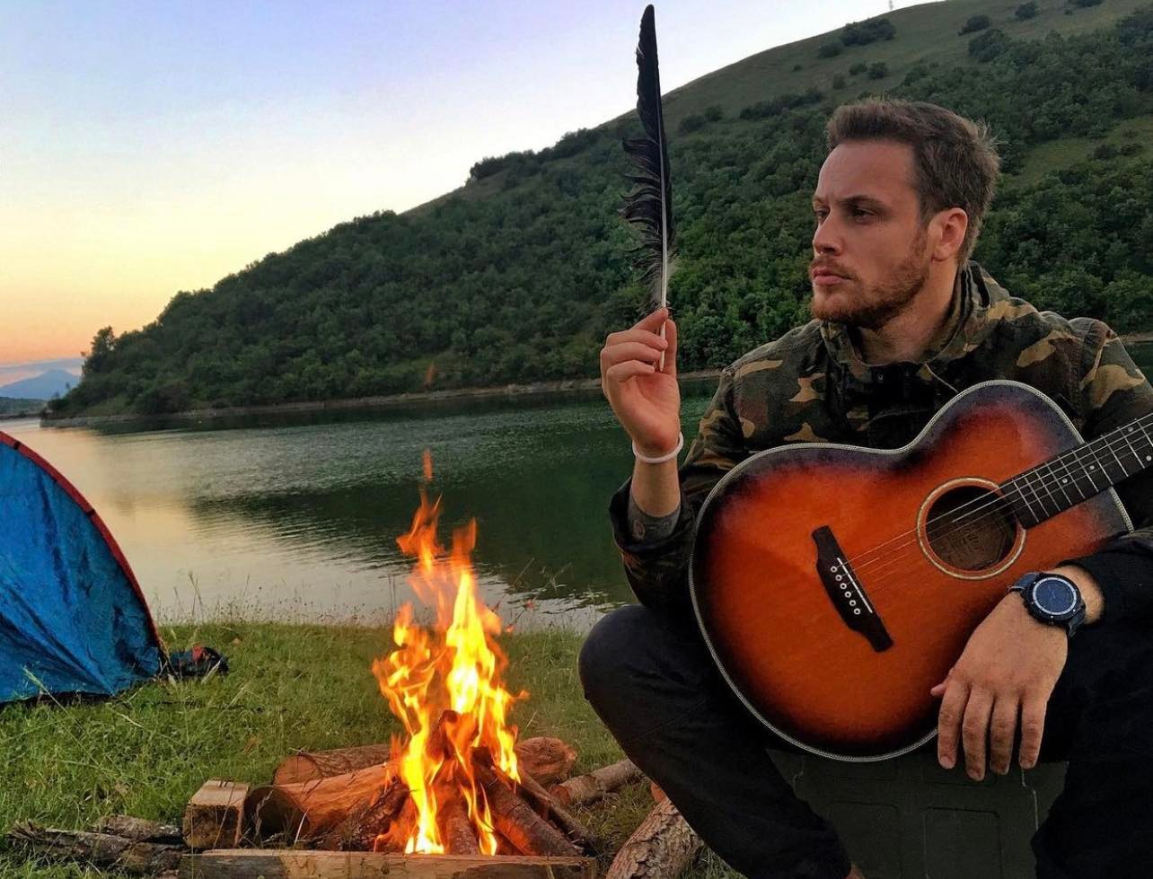 "Jeta" - kënga më e re nga Art Abazi (VIDEO)