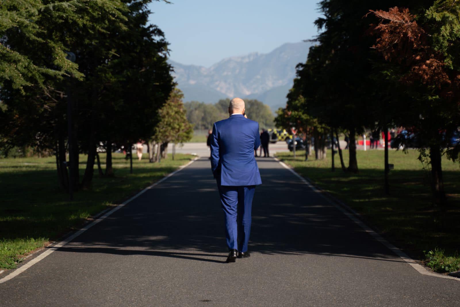 "A po vjen apo jo?" - Rama del për ta pritur Von der Leyen në Rinas