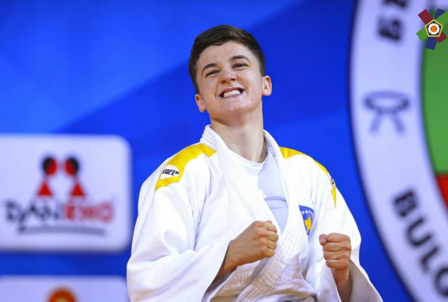Laura Fazliu në gjysmëfinale, siguron medalje për Kosovën