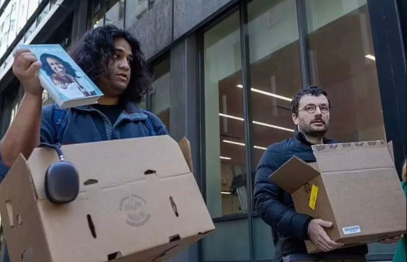 Blerja e Twitter-it nga Musk, njerëzit fillojnë të aktrojnë si punonjës që u përjashtuan (VIDEO)