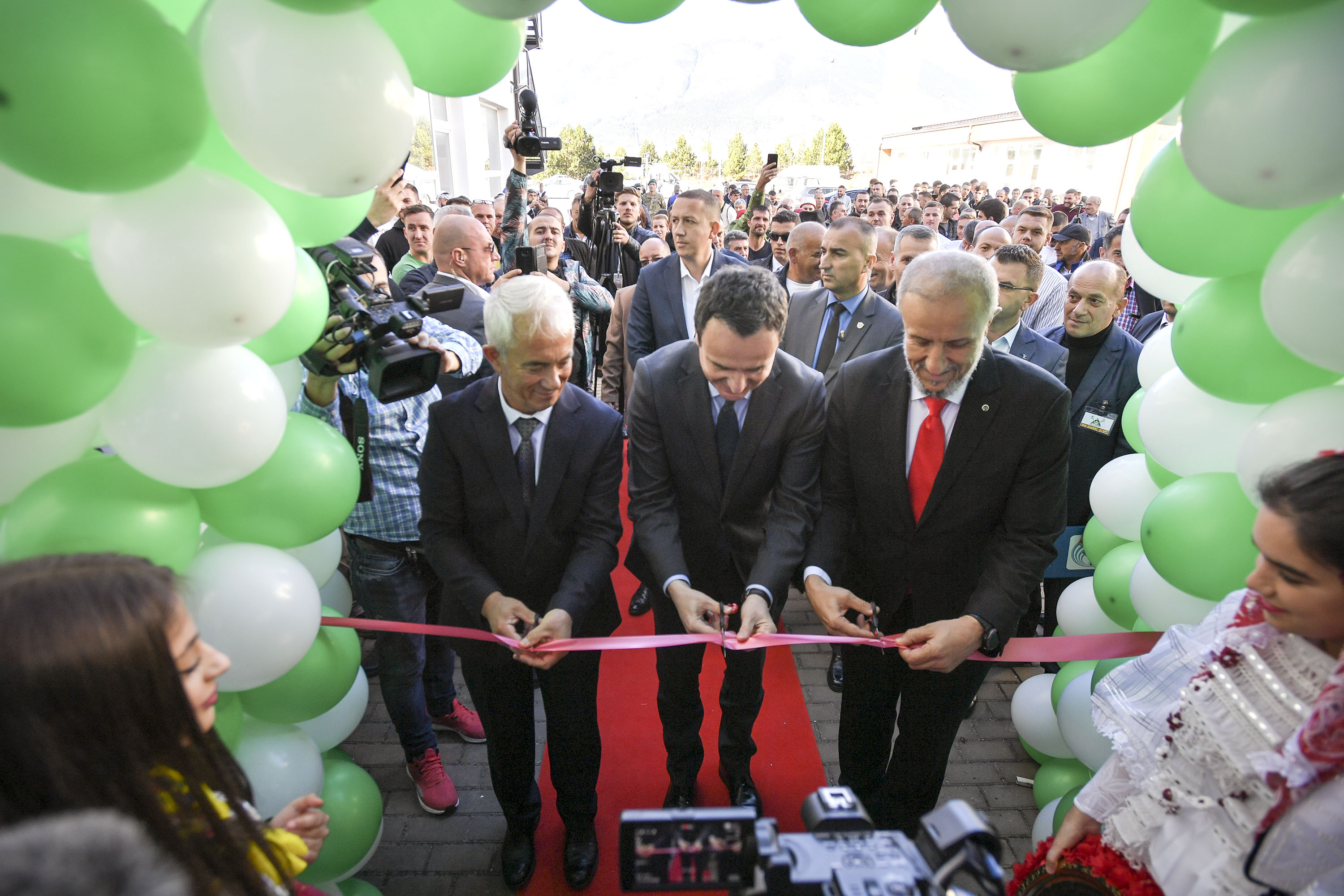 Dragash: Kurti mori pjesë në hapjen solemne të panairit të produkteve vendore të Expo-Sharri