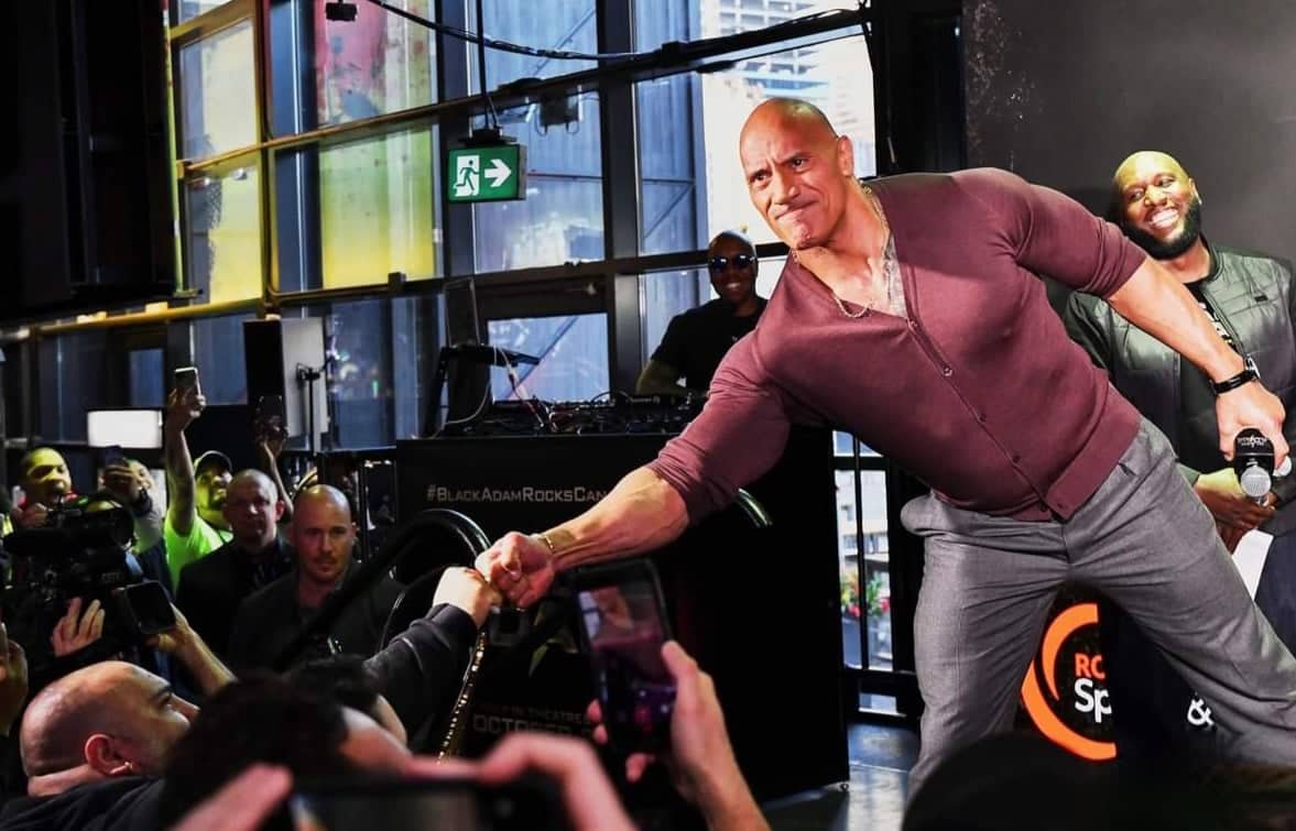 Dwayne Johnson është në Kanada duke promovuar filmin e tij të ri! (VIDEO)