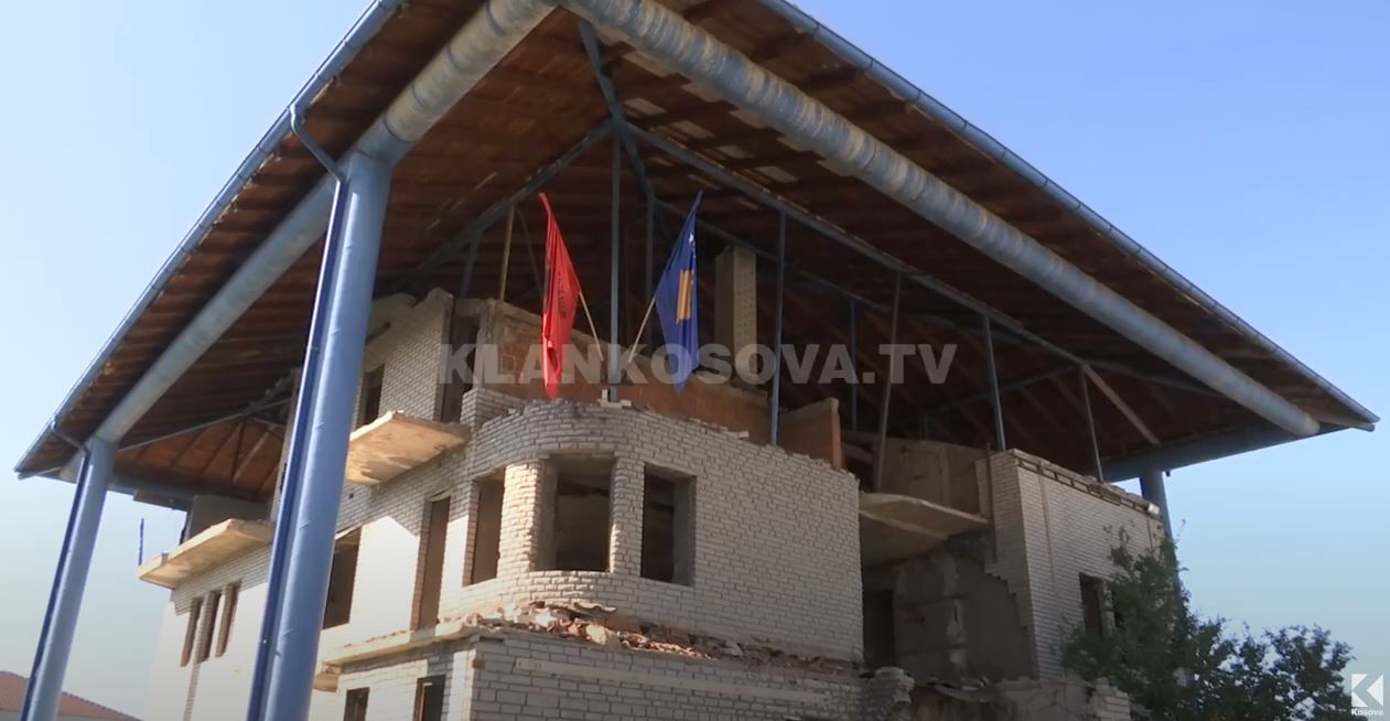"Rruga e arsimit shqip” e hapur në shtëpinë e Mehmet Herticës (VIDEO)