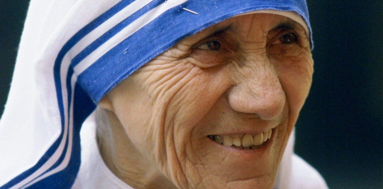 Arkivi Shtetëror i Kosovës e ai i Maqedonisë së Veriut sot hapin ekspozitë për Nënën Terezë