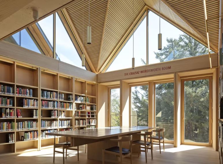 Biblioteka universitare e ndërtuar që të qëndrojë 400 vjet fiton çmimin britanik për arkitekturë