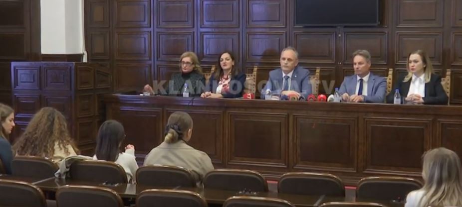 Shkarkohet rektori Naser Sahiti (VIDEO)