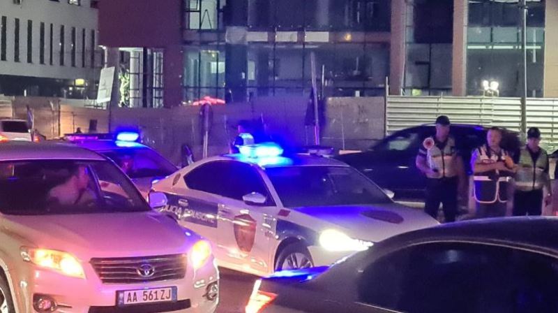 Vetura godet një trevjeçar në Durrës