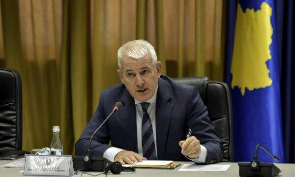 Sveçla: Miliçeviqi ka kaluar sot në pikën kufitare në Jarinje pa asnjë problem