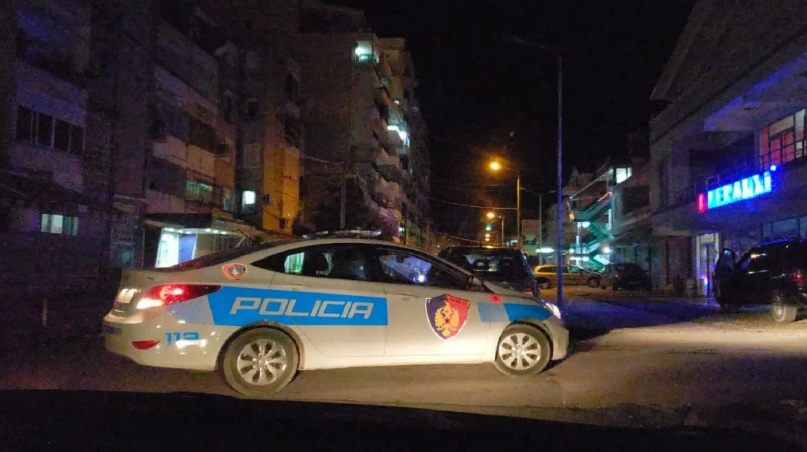 Tiranë, policia në ndjekje të autorit që shkrepi armën derisa po lëvizte me motor