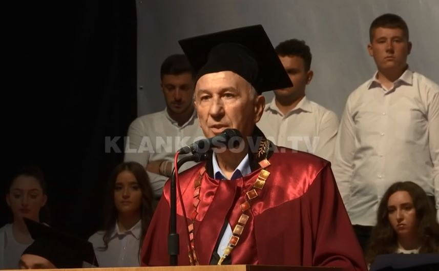 “Haxhi Zeka” nderon filozofin parisien (VIDEO)
